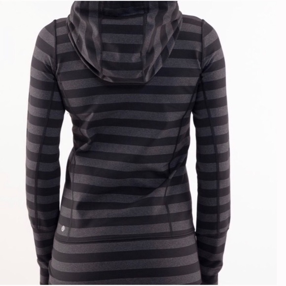 🛑 SOLD LULULEMON In Stride Zip Up Jacket - Picture 2 of 16